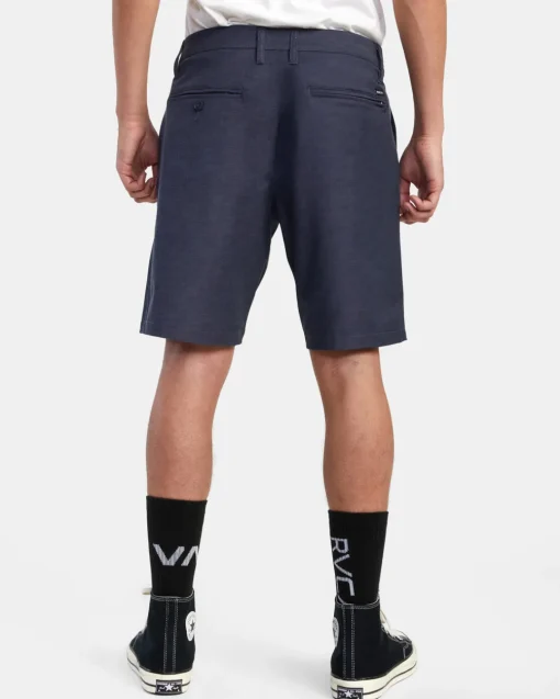BACK IN HYBRID 19" SHORTS