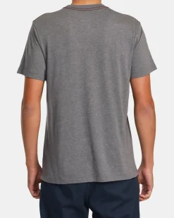 BIG RVCA TEE