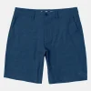 BOYS BACK IN HYBRID 19" SHORTS
