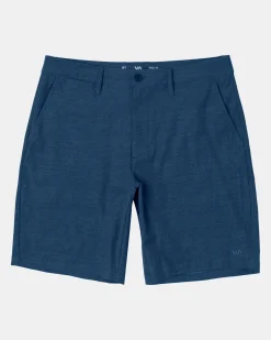 BOYS BACK IN HYBRID 19" SHORTS