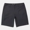 BOYS BACK IN HYBRID 19" SHORTS