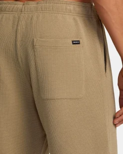 C-ABLE WAFFLE KNIT SHORTS
