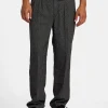 CHEFS KISS RELAXED FIT PANTS