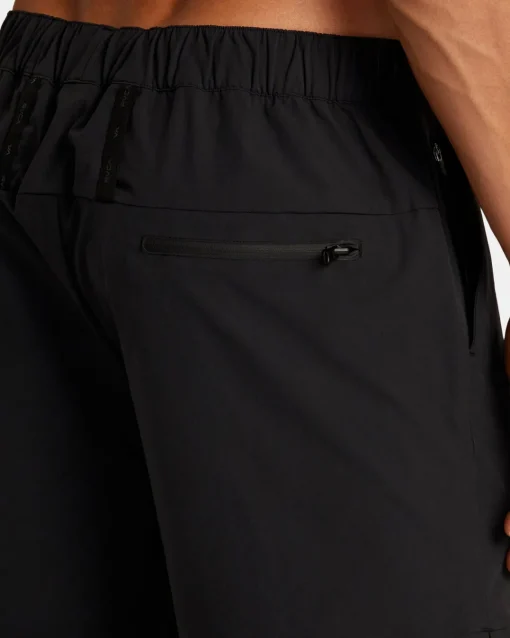 OUTSIDER 17" SHORTS
