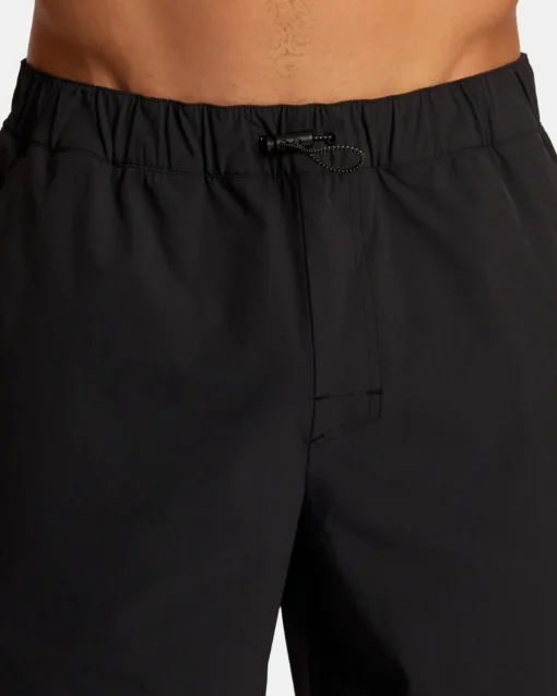 OUTSIDER 17" SHORTS