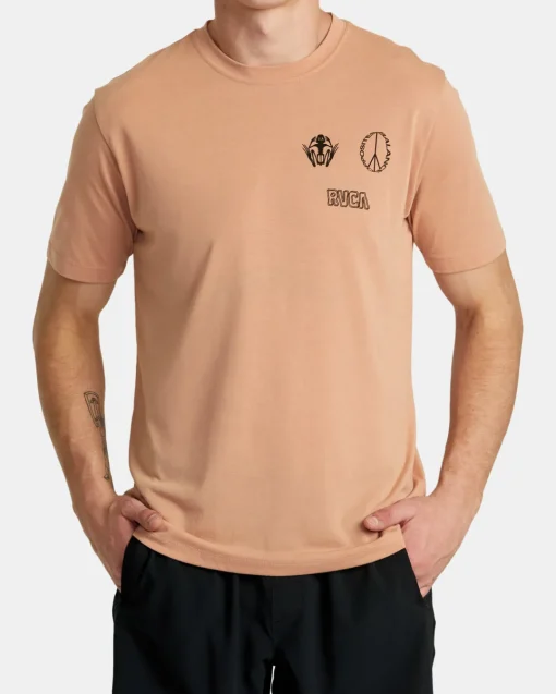 RELIC STACK TEE
