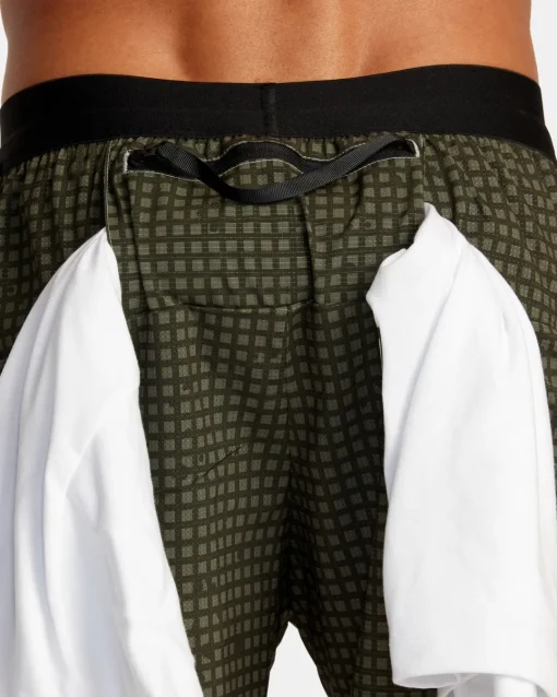 RVCA RUNNER 14" ELASTIC WAIST SHORTS