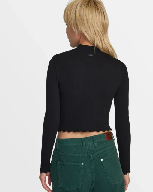 SAVED LONG SLEEVE LONG SLEEVE CROP TOP