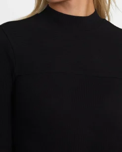 SAVED LONG SLEEVE LONG SLEEVE CROP TOP