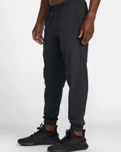 SPECTRUM TECH SLIM FIT PANTS