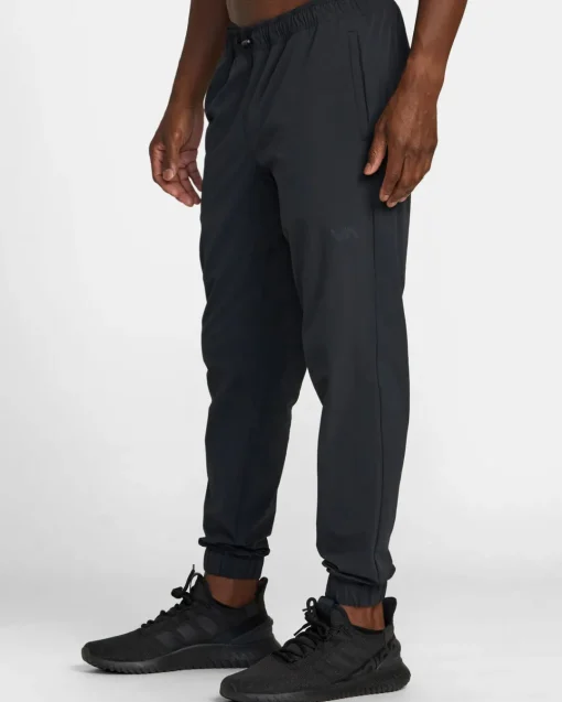 SPECTRUM TECH SLIM FIT PANTS