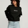 STACKED COURT CREW SWEATSHIRT