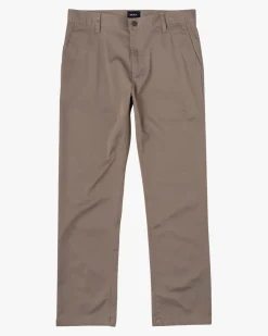 THE WEEKEND STRETCH STRAIGHT FIT PANTS