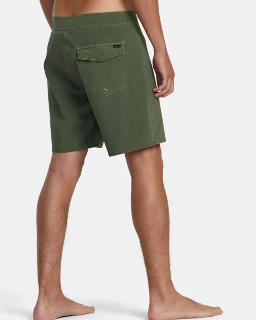 VA PIGMENT 18" BOARDSHORTS
