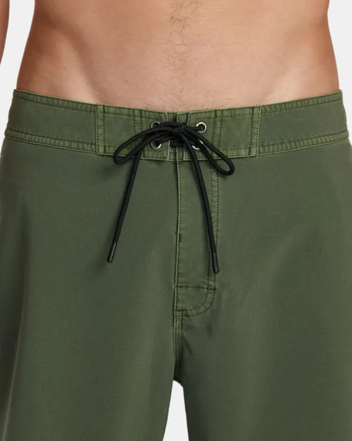 VA PIGMENT 18" BOARDSHORTS