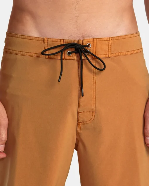 VA PIGMENT 18" BOARDSHORTS