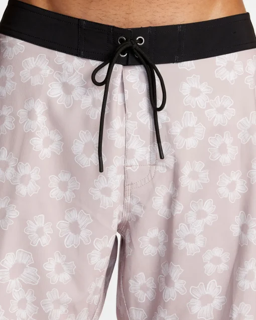 VA PIGMENT 18" BOARDSHORTS
