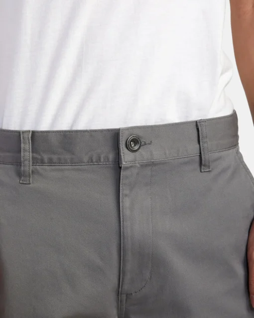 WEEKEND STRETCH 20" SHORTS