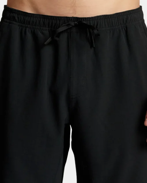 X OVER SHORT UTILITY SHORTS