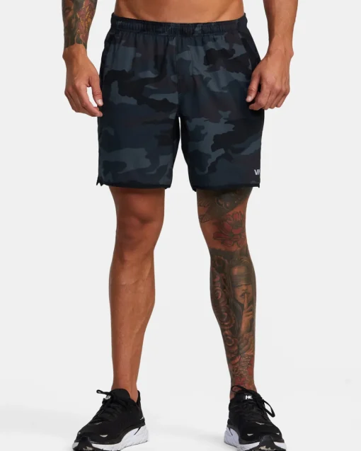YOGGER STRETCH 17" ATHLETIC SHORTS