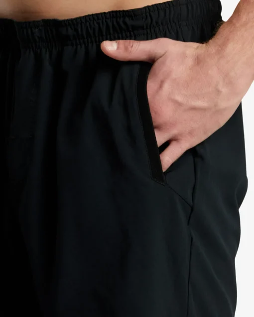 YOGGER STRETCH 17" ATHLETIC SHORTS