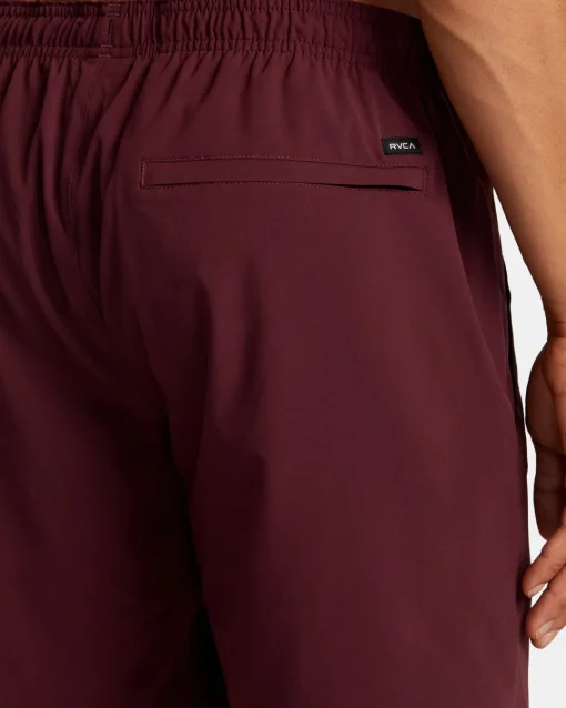 YOGGER STRETCH 17" ATHLETIC SHORTS