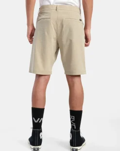 BALANCE HYBRID 20" SHORTS