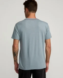 BIG RVCA TEE
