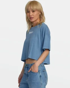 BOYFRIEND CROPPED TEE