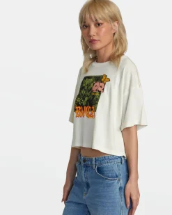 BOYFRIEND CROPPED TEE