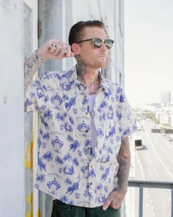 CHEFS KISS SHORT SLEEVE SHIRT