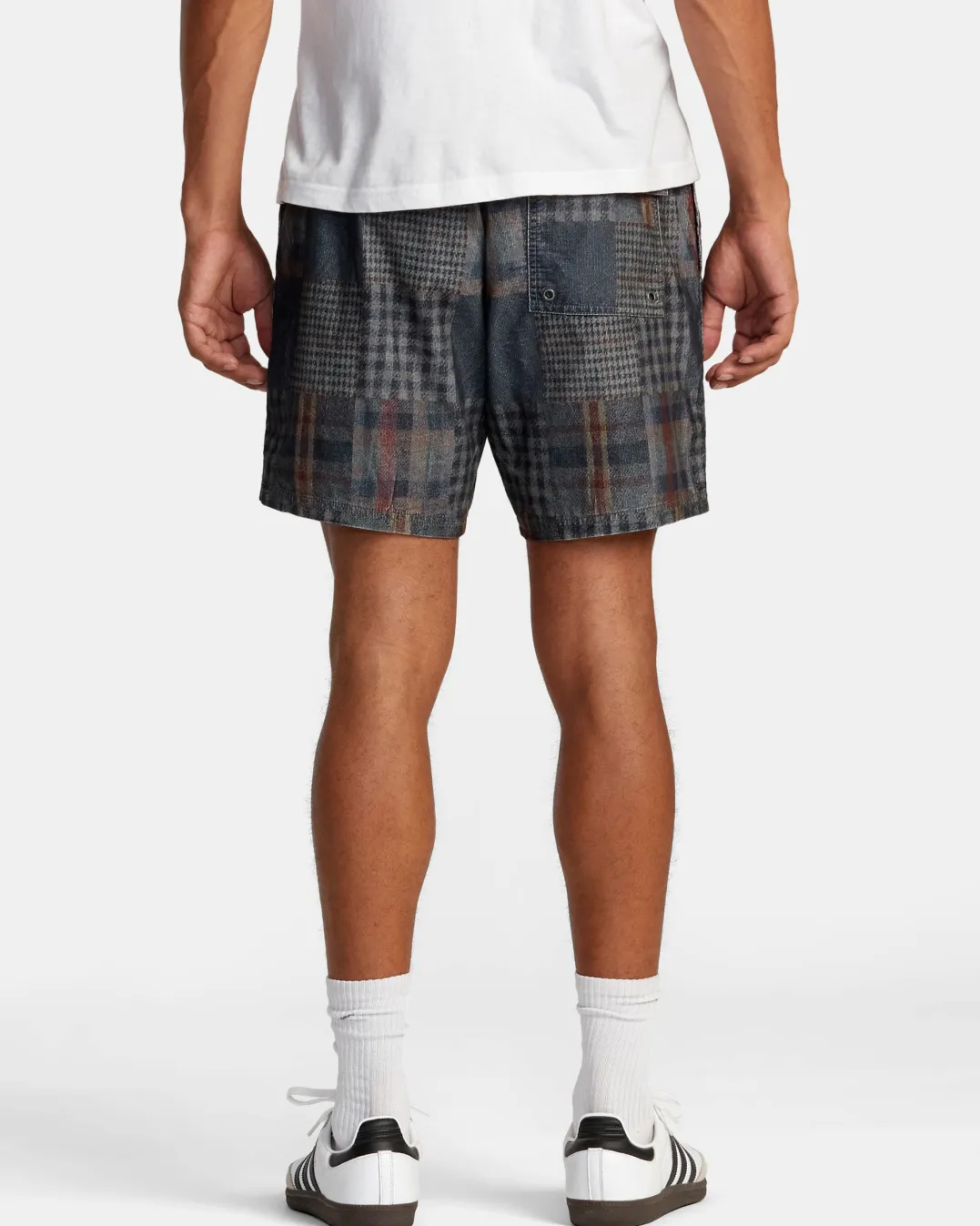 ESCAPE 17" ELASTIC WAIST SHORTS