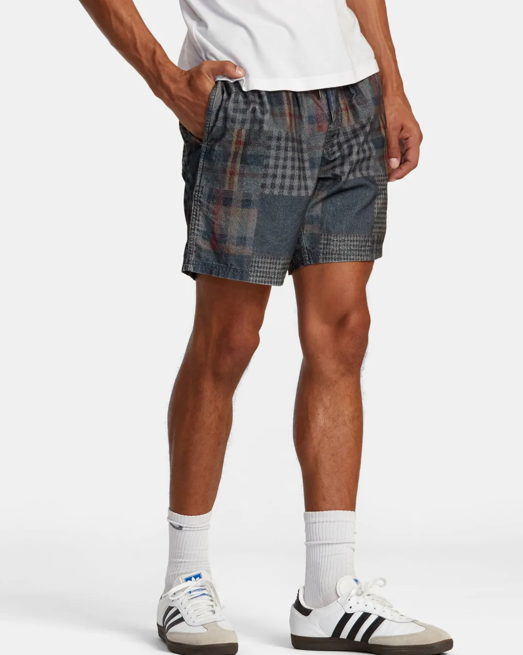 ESCAPE 17" ELASTIC WAIST SHORTS
