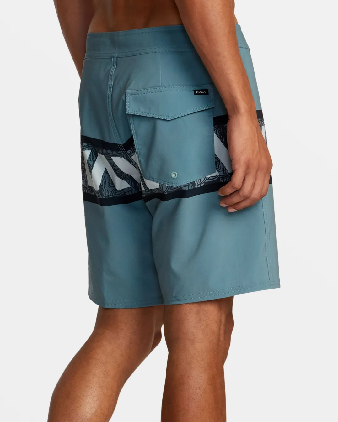 OBLOW TIKI BANDED 18" BOARDSHORTS