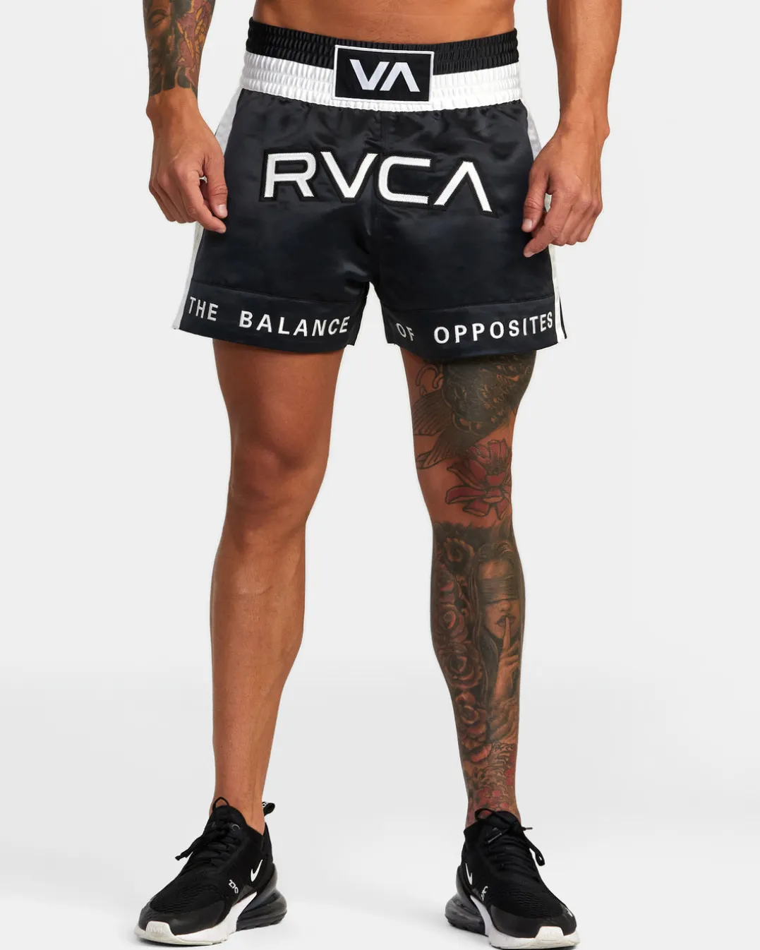 RVCA 15" MUAY THAI BOXING SHORTS