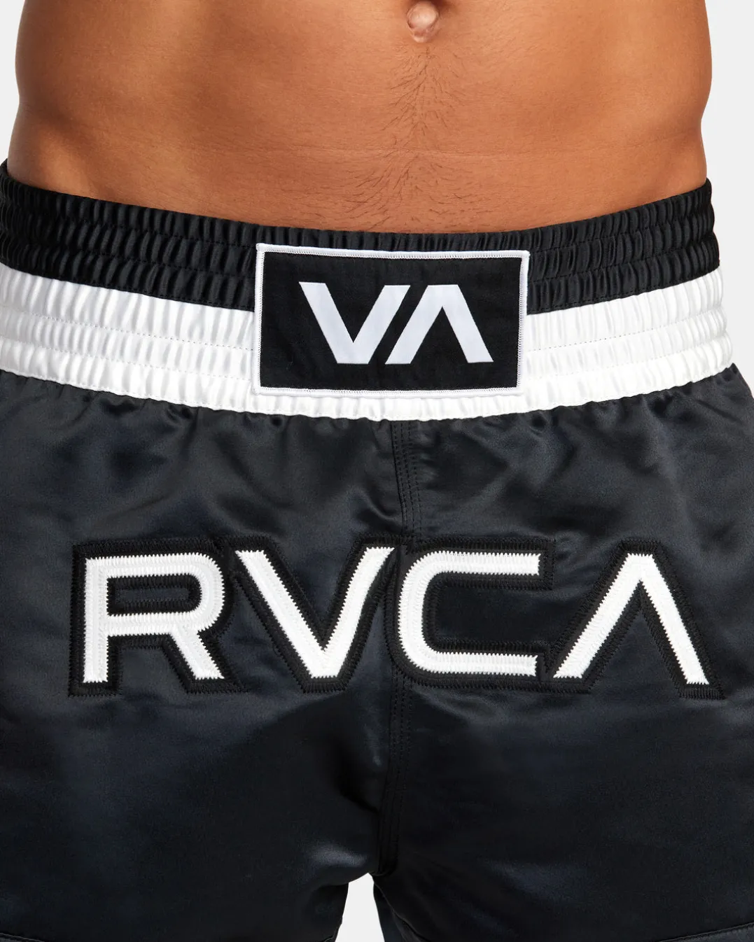 RVCA 15" MUAY THAI BOXING SHORTS