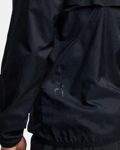 RVCA RUNNER LIGHTWEIGHT TRAINING JACKET