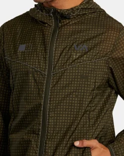 RVCA RUNNER LIGHTWEIGHT TRAINING JACKET