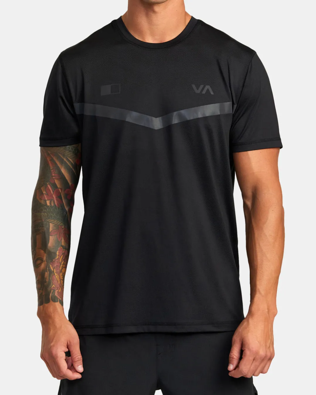 RVCA RUNNER TECHNICAL SHORT SLEEVE TOP