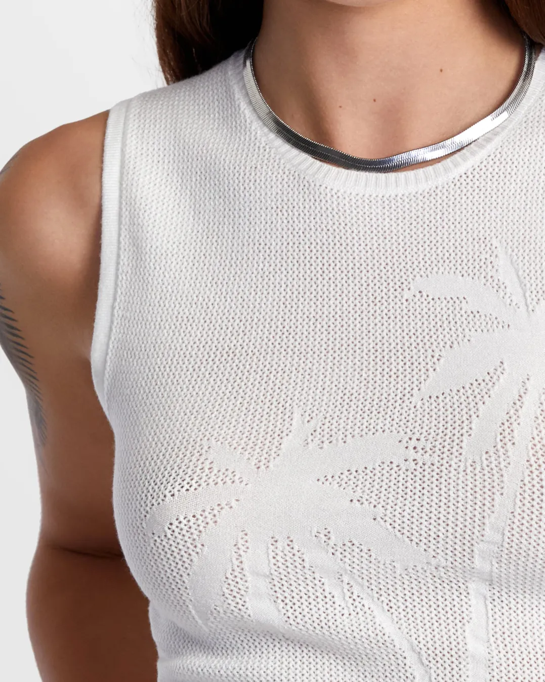 SELECTS SHIVER SWEATER TANK CREW NECK SWEATER