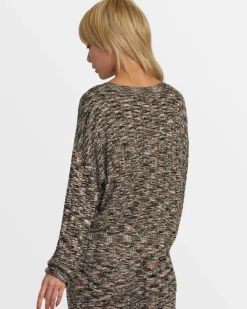 SOFT CABLE SWEATER