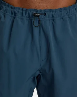 SPECTRUM TECH SHORT UTILITY SHORTS