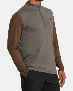SPORT VENT HALF-ZIP PULLOVER