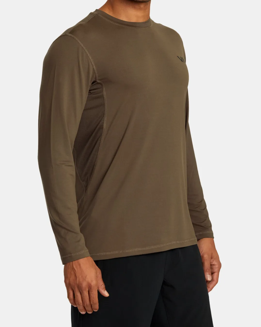 SPORT VENT LONG SLEEVE TEE