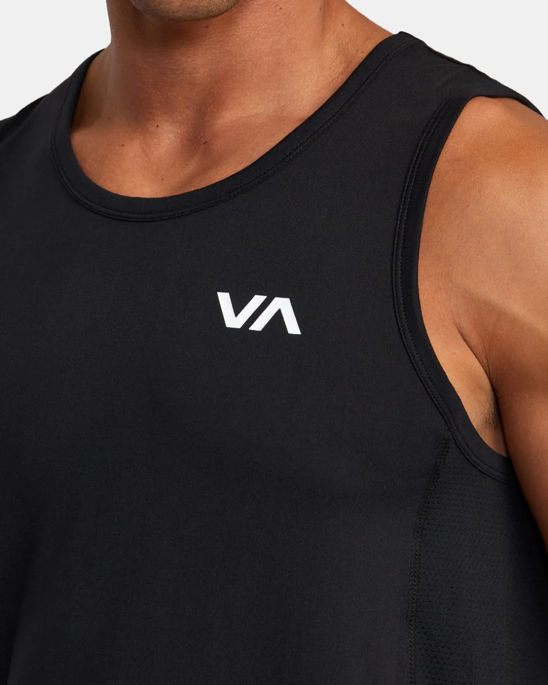 SPORT VENT TANK TOP
