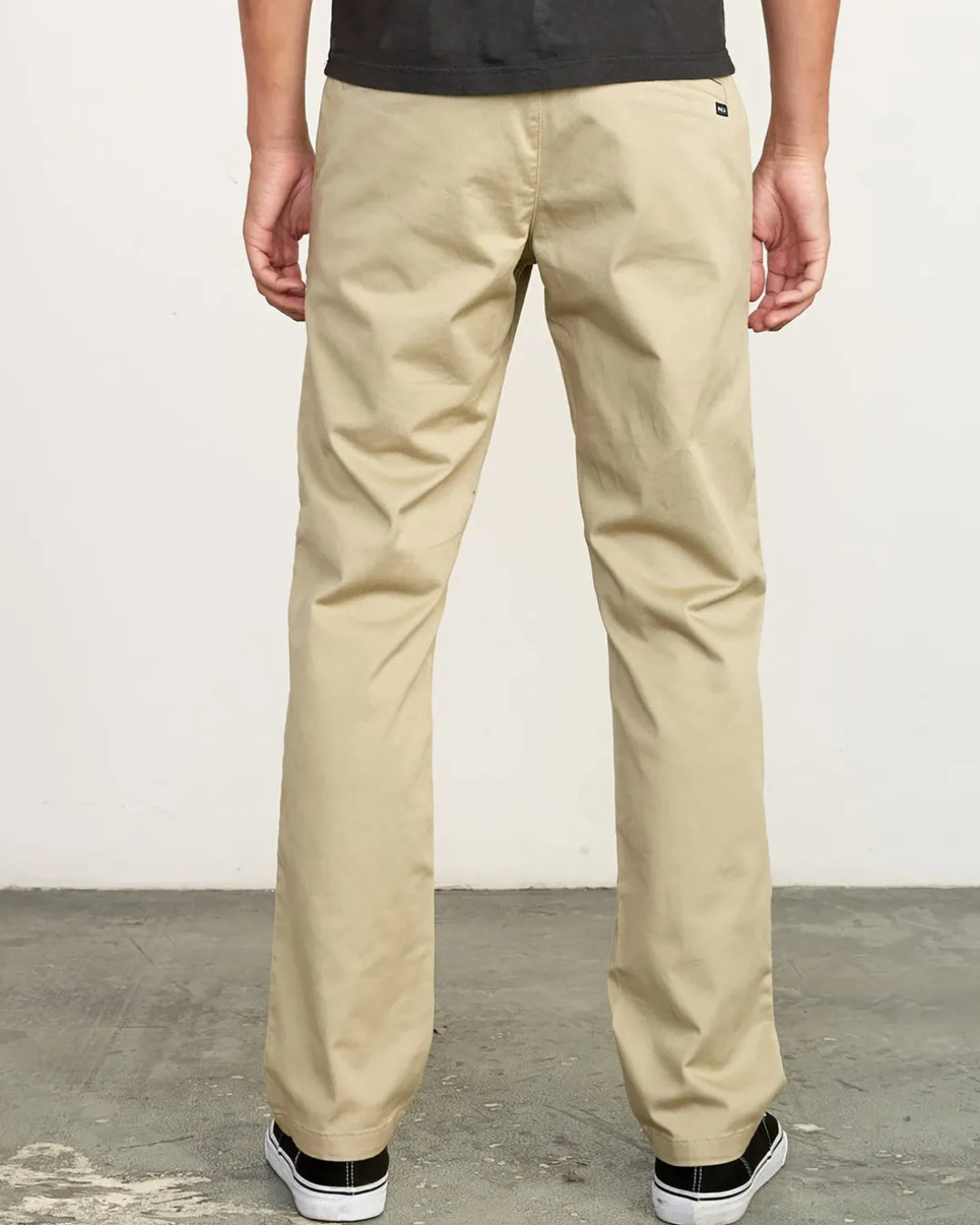 THE WEEKEND STRETCH STRAIGHT FIT PANTS