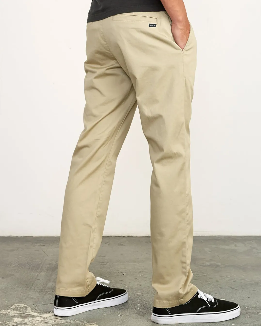 THE WEEKEND STRETCH STRAIGHT FIT PANTS