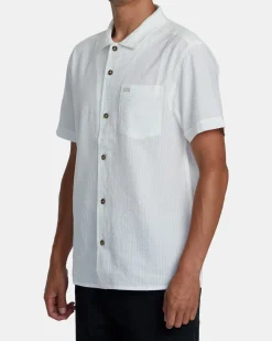 VACANCY SHORT SLEEVE SHIRT