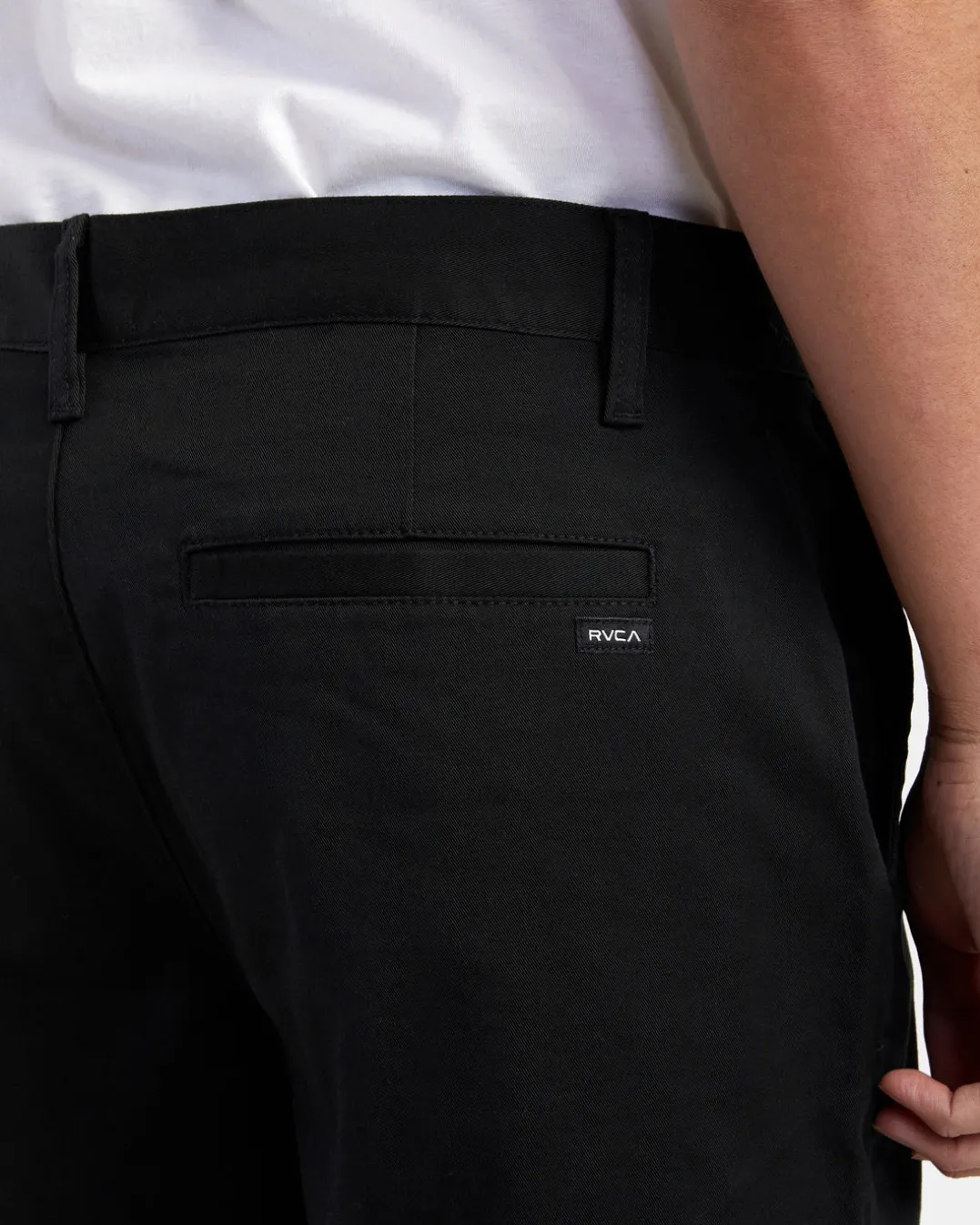 WEEKEND STRETCH 20" SHORTS