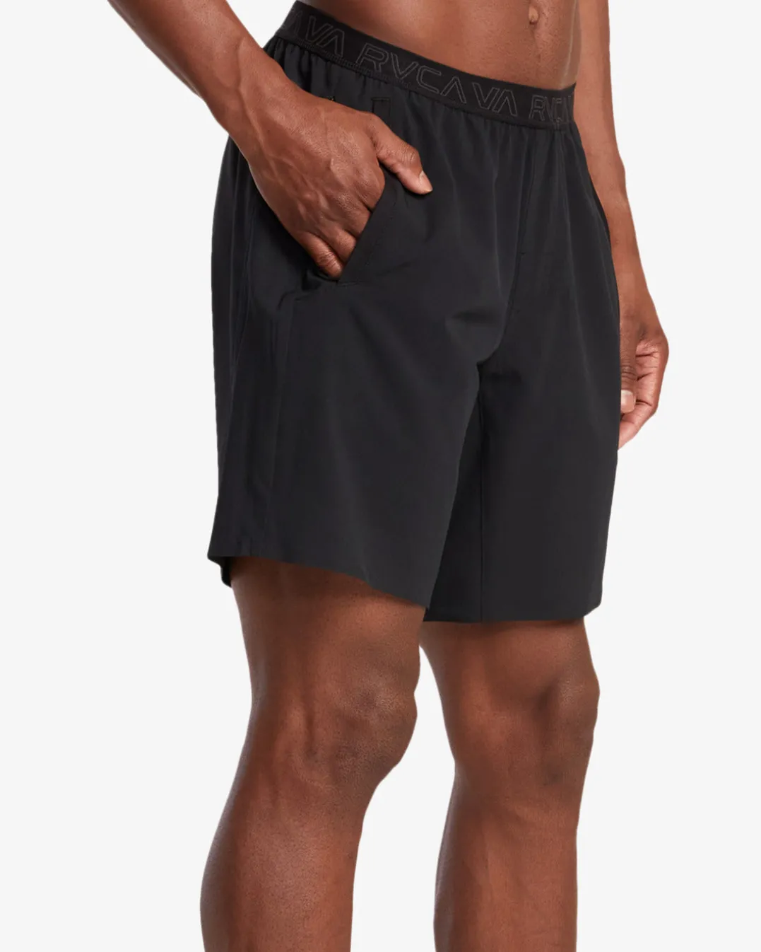 YOGGER PLUS 18" SHORTS
